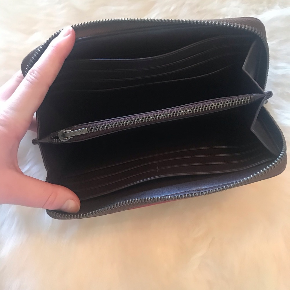 Coach Signature Canvas Zip Wallet with Red Leather Center - Picture 3 of 4